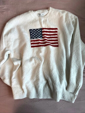 Hollister American Flag Crewneck Sweater Size Medium